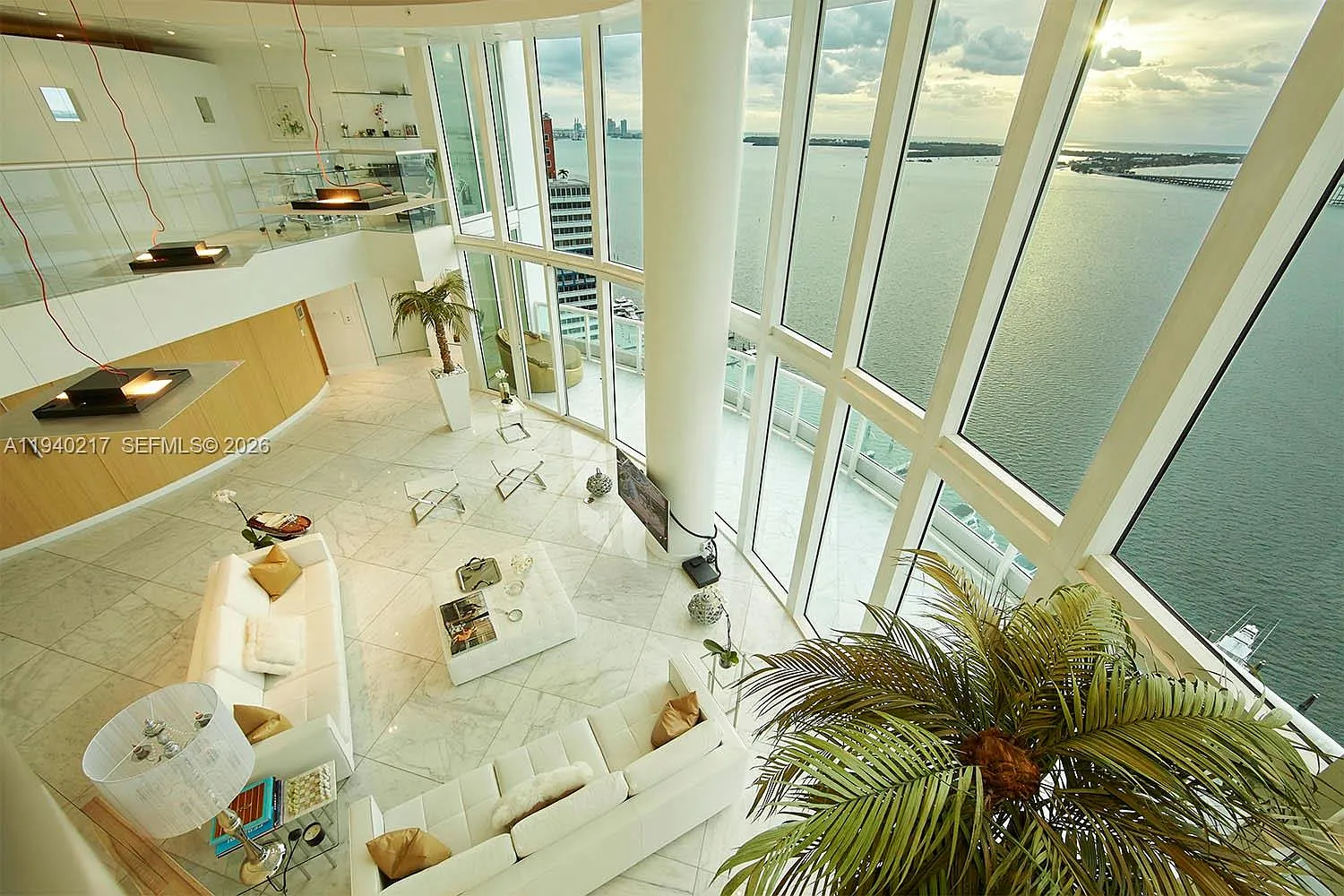 Santa Maria Condo — Photo 2
