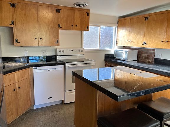 5th image of 14415 NE Salmon Creek Ave