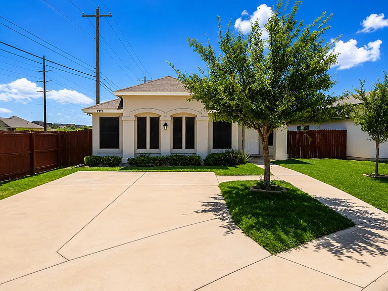 2711 Purdy Ct — Photo 11