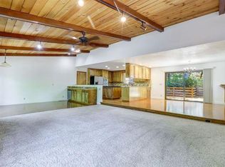13082 Roadrunner Dr, Penn Valley, CA 95946