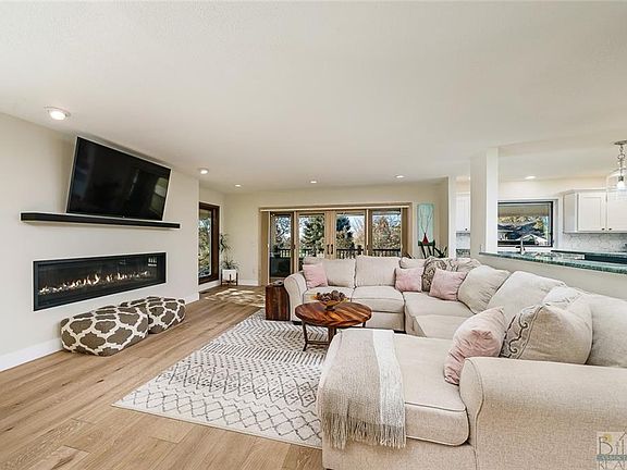 2nd image of 2975 Palm Dr