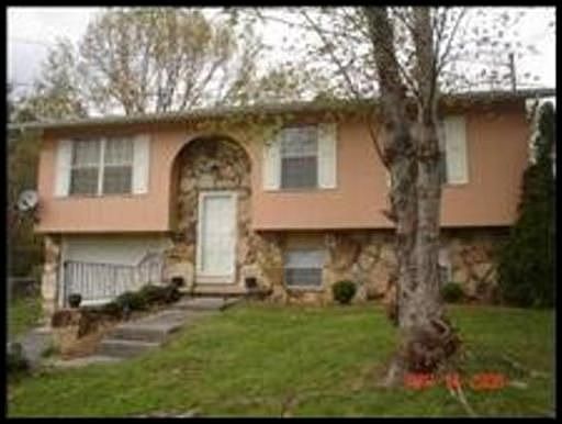 1st image of 6011 Freeman Ln