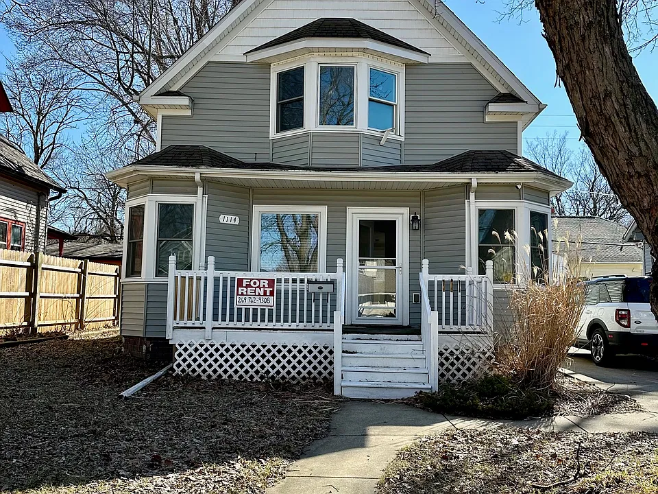1114 Lane Blvd