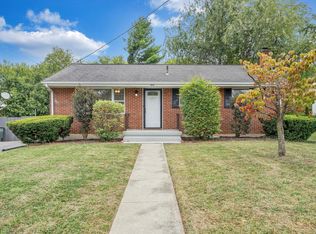 1416 Orchard Dr, Salem, VA 24153