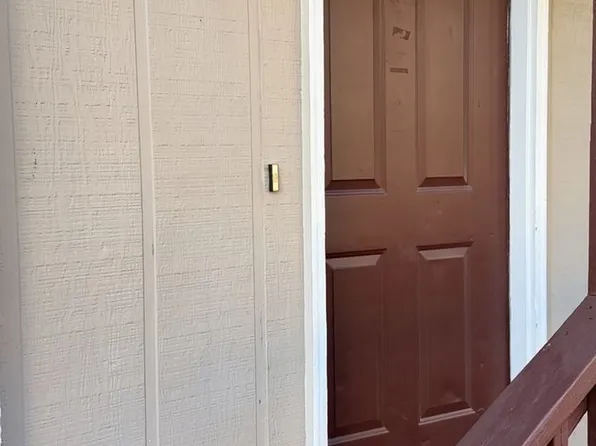 1106 & 1108 S Joplin Apartments, 1106-1108 S Joplin Ave #C, Pittsburg, KS 66762