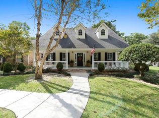 209 North St, Ocean Springs, MS 39564