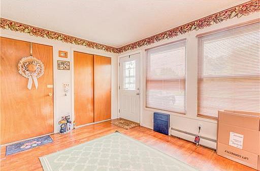 3rd image of 1766 Yorktowne Blvd