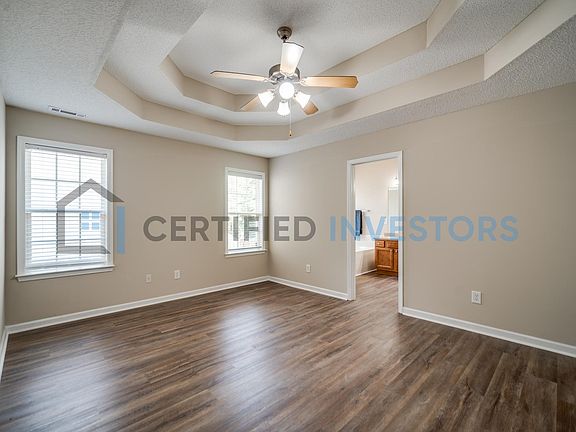 5th image of 55 Kentucky Ave