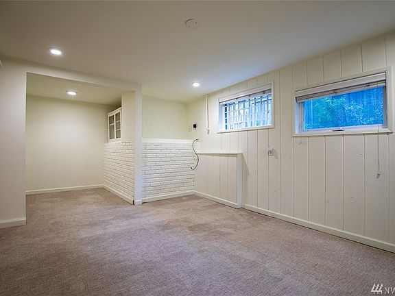 5th image of 2626 1st Ave N #261/2