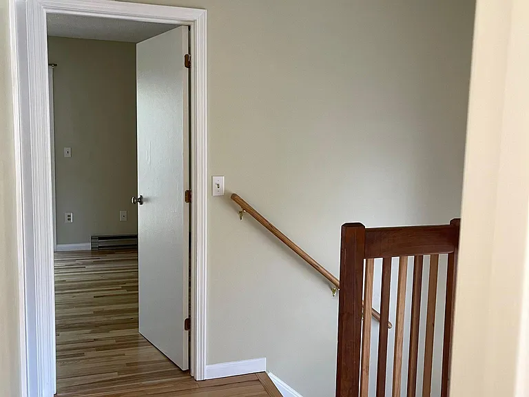 B5 Stonehedge Dr — Photo 22