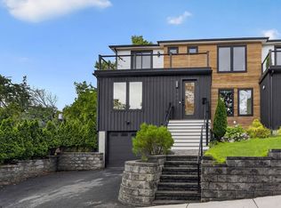 906 Chestnut Street Condominium, Waban, MA 02468