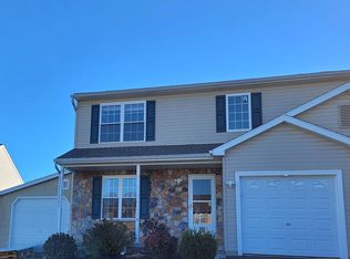 114 Julia Ln, Lebanon, PA 17042