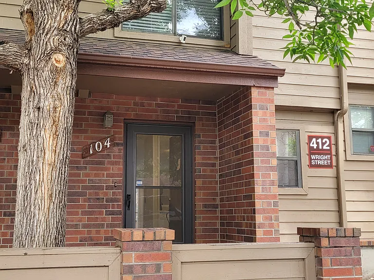 412 Wright St #104 — Photo 1