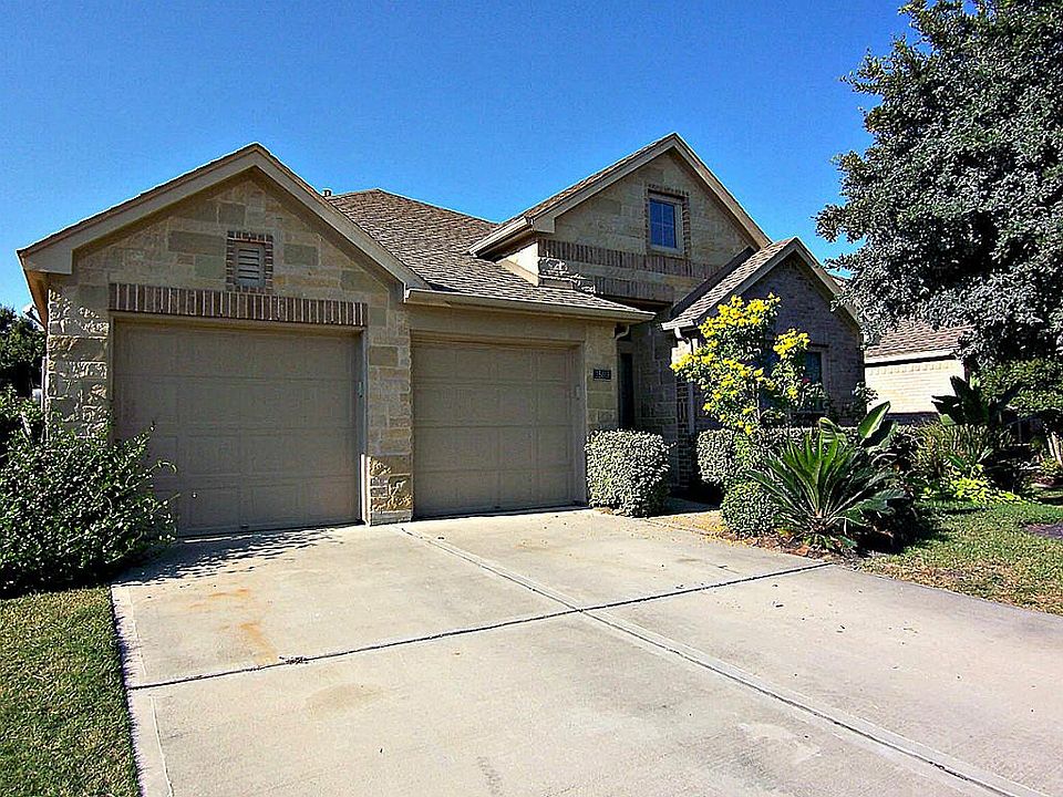 1st image of 25818 Palmdale Estate Dr