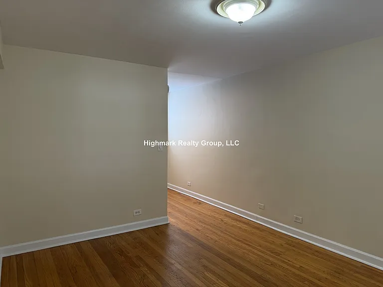 2642 W Foster Ave #105C — Photo 4