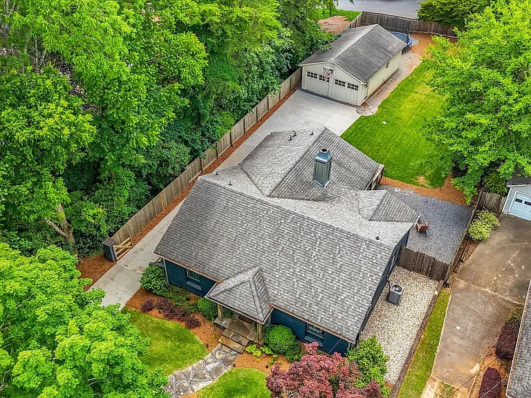 643 Etowah Dr NE — Photo 48