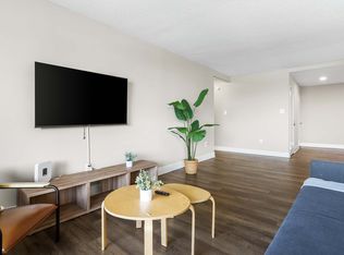 1201 S Bell St #ID1056570P, Arlington, VA 22202