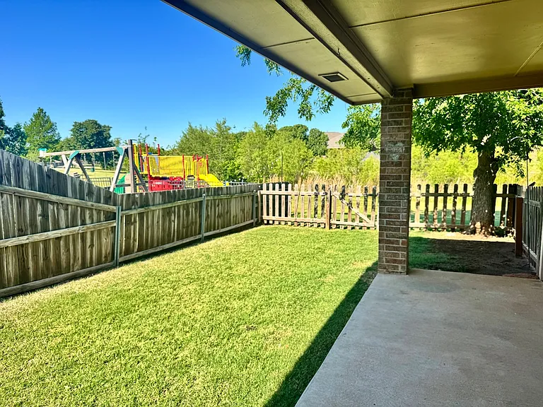 17609 Gold Dr — Photo 22
