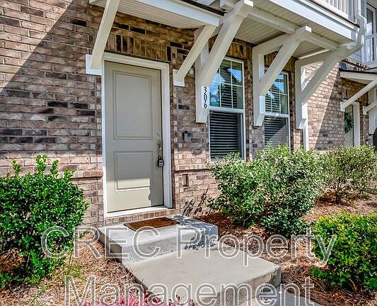 3rd image of 306 Pathfinder Way