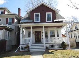 34 Lawnridge Ave, Albany, NY 12208