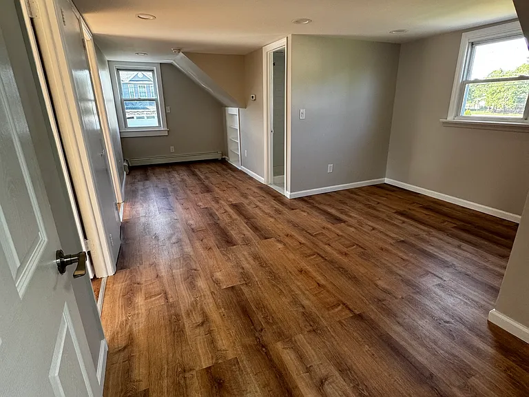 10 Ridgedale Ave W #2 — Photo 9