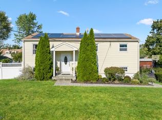 23 Atlantic Rd, Somerset, NJ 08873