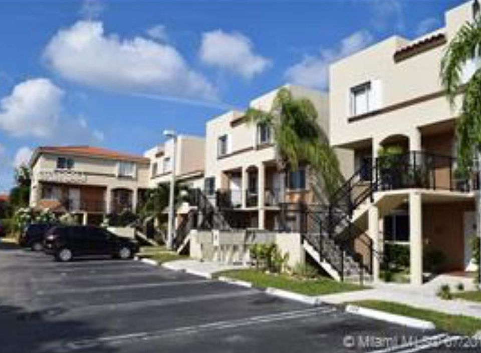2nd image of 651 NE 86th St APT 4