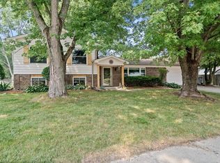 330 Winding Way, Carmel, IN