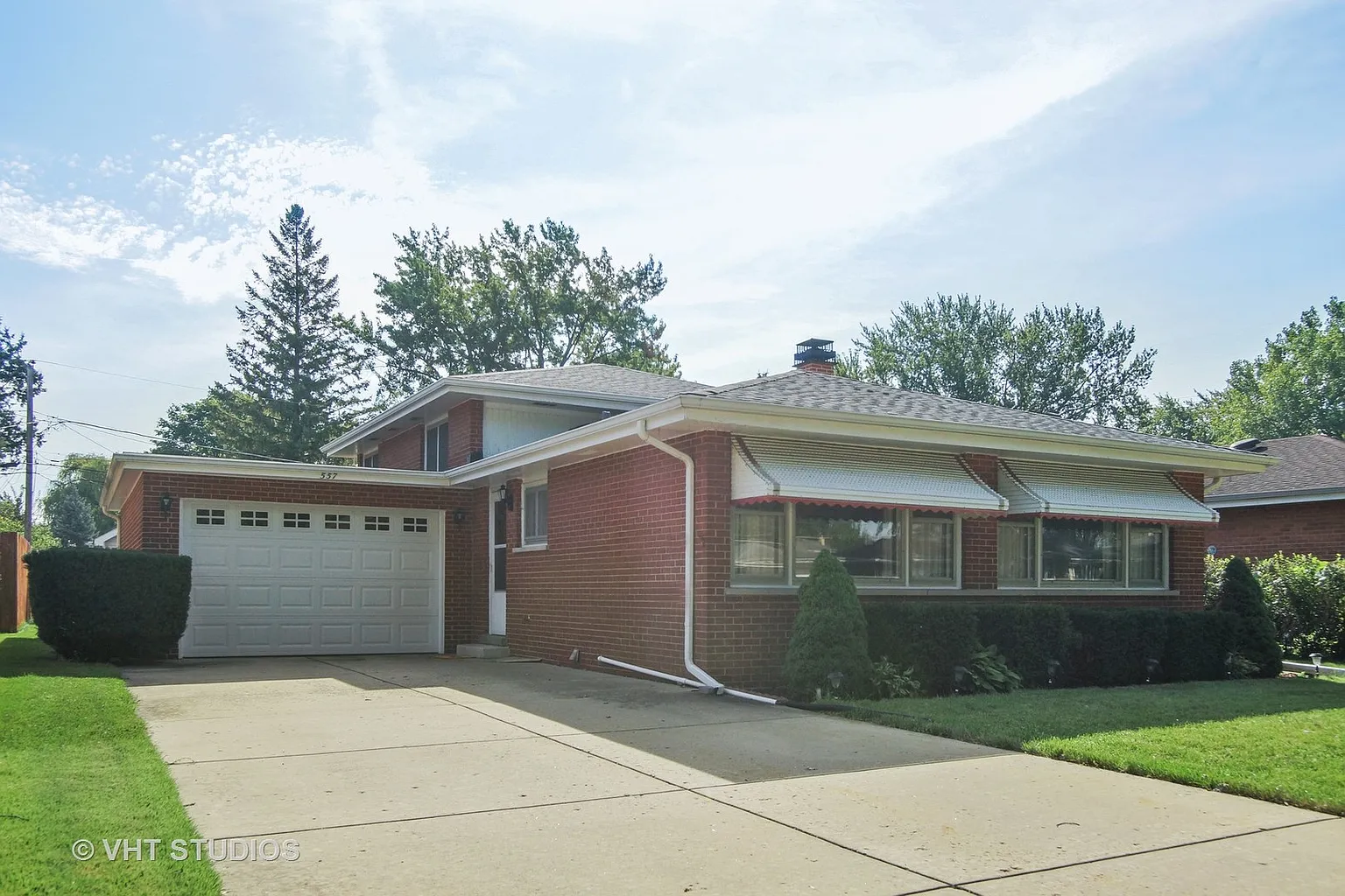 557 S Westgate Rd photo 1