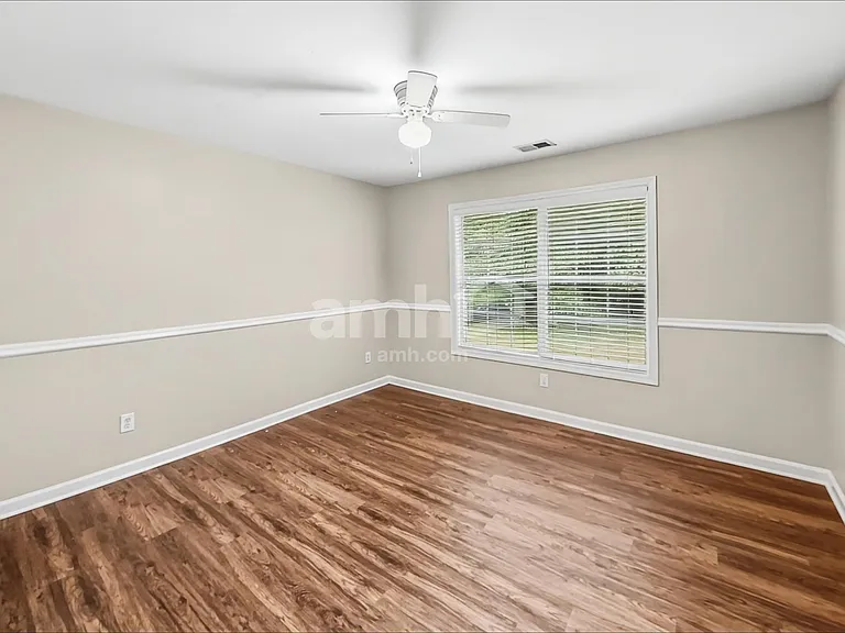 5430 Harris Creek Dr — Photo 16