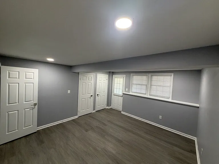 662 Corsica Ave — Photo 11