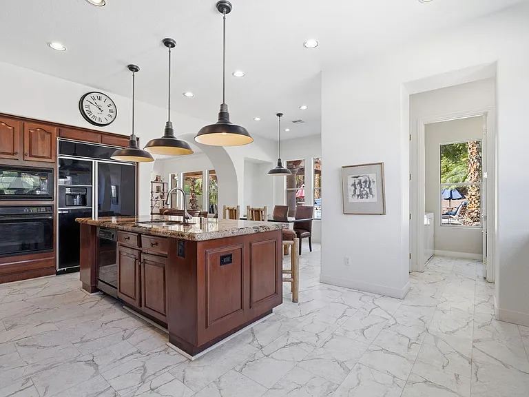1409 Chambolle Ct — Photo 12