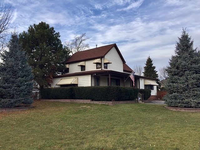 1st image of 560 E Oakton St