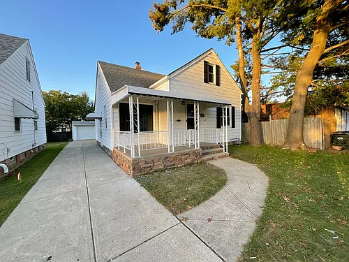 5418 Charles Ave Photo 1