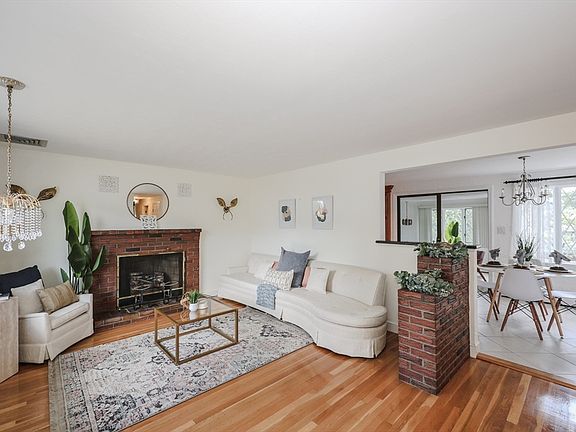 5th image of 18 Fleming Rd