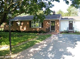 2717 Hi View Dr, Hampstead, MD 21074