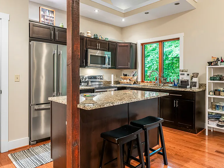51B Westover Dr #B — Photo 15