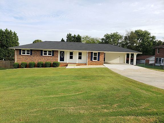 2nd image of 12 Oakdale Dr