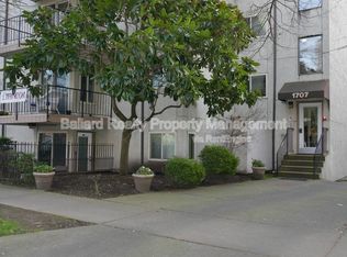 1707 NW 57th St #204, Seattle, WA 98107