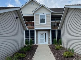 1522 Oakfield Dr, Ann Arbor, MI 48108
