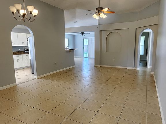 3rd image of 2605 Quail Pond Way