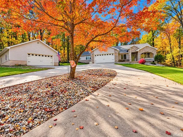 342 The Woods, Bedford, IN 47421
