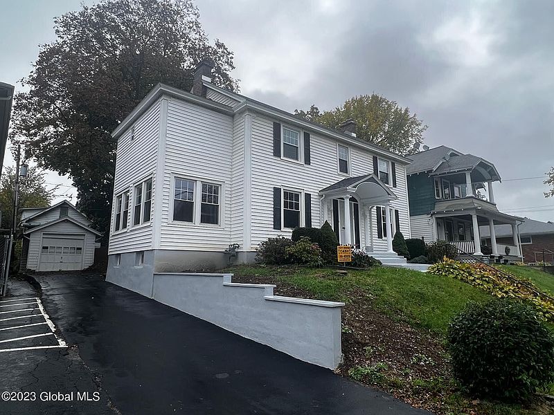 2nd image of 226 S Allen Street