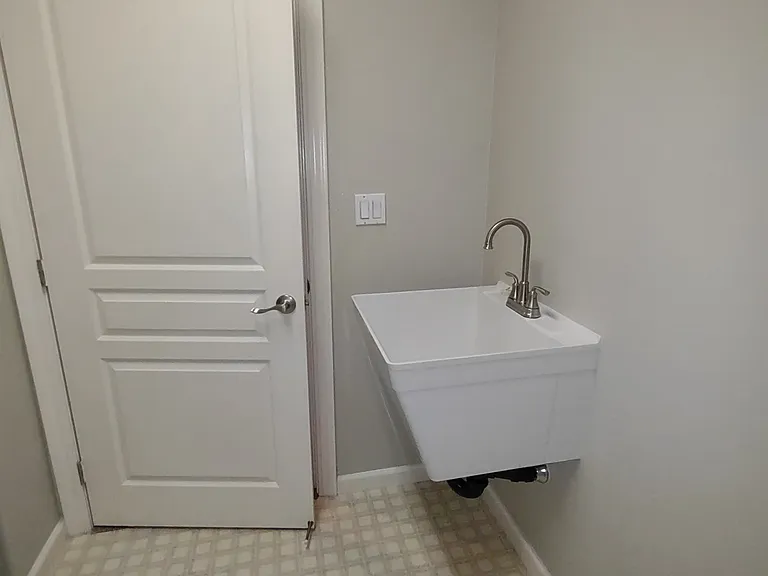 5069 Wilmont Ct — Photo 32