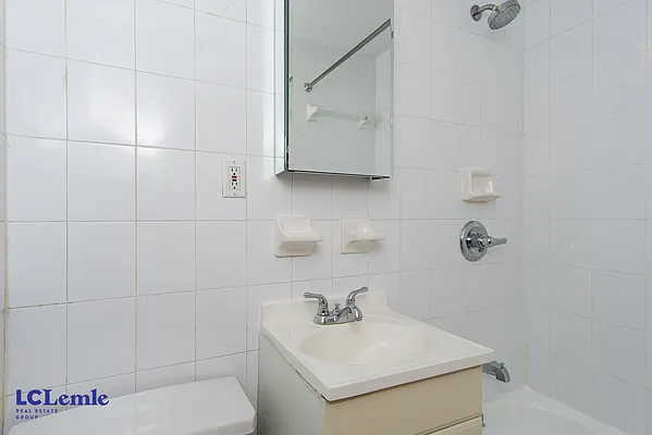 Rented by LC Lemle Real Estate Group | media 9