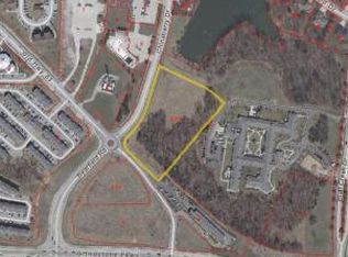 2900 Chinaberry Dr, Columbia, MO 65201