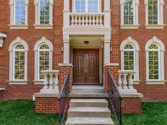4th image of 1015 Aberdeen Dr