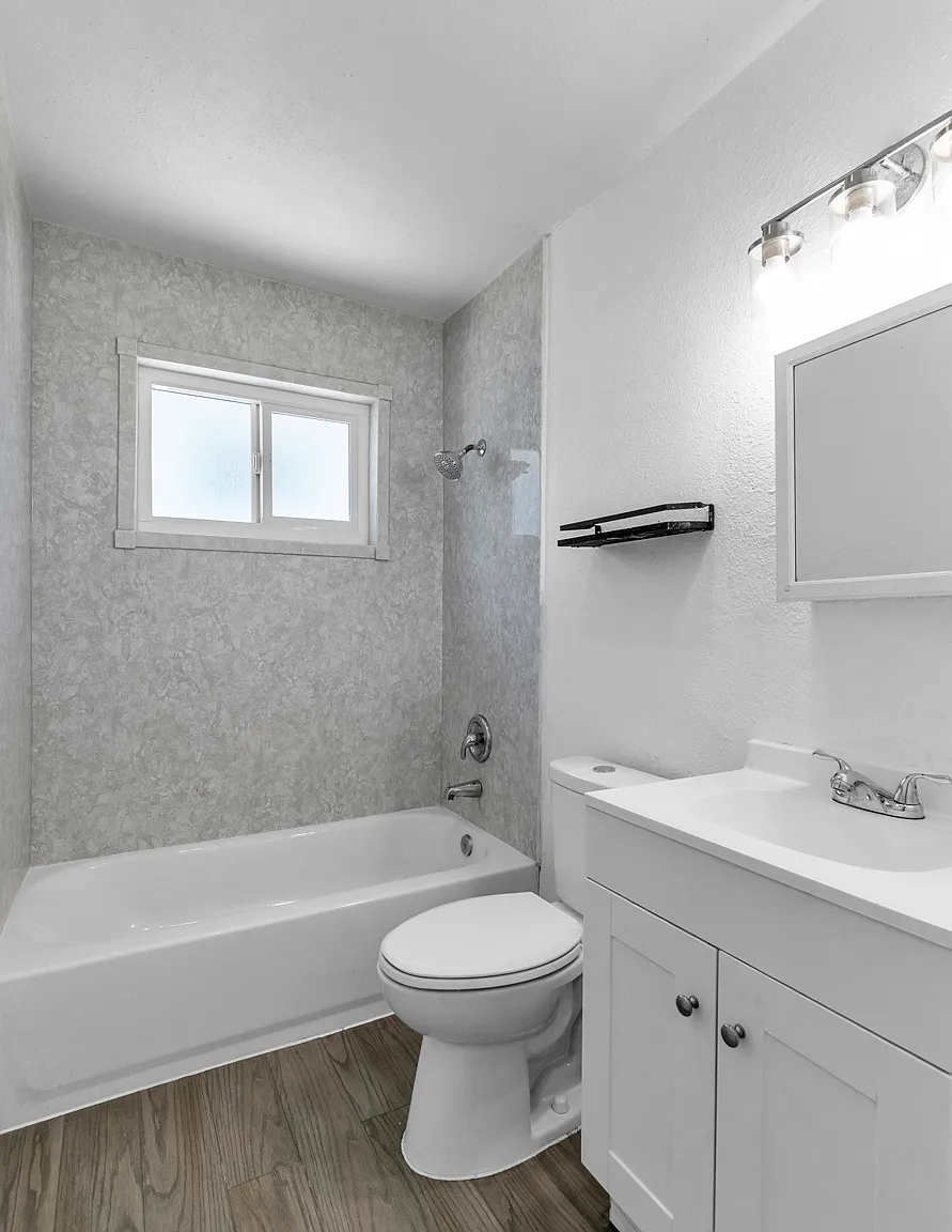 2508 E Mesquite Ave — Photo 3