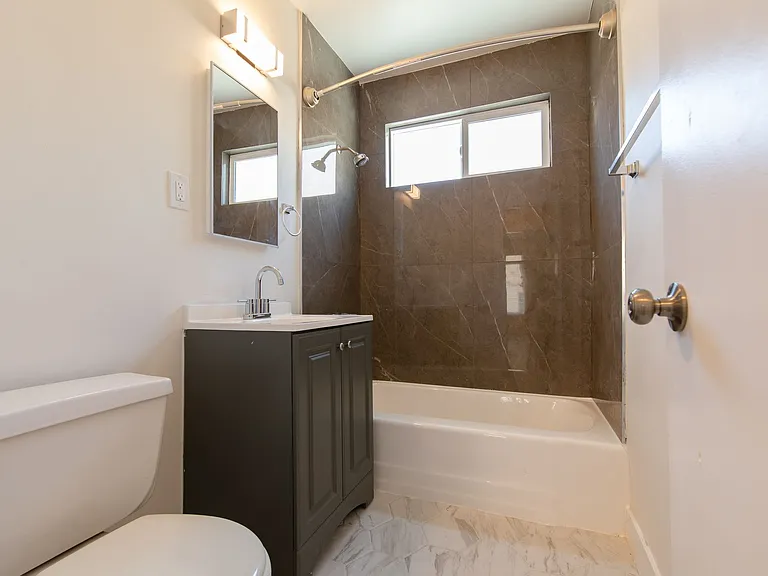 St. Andrews Apartments — Photo 34