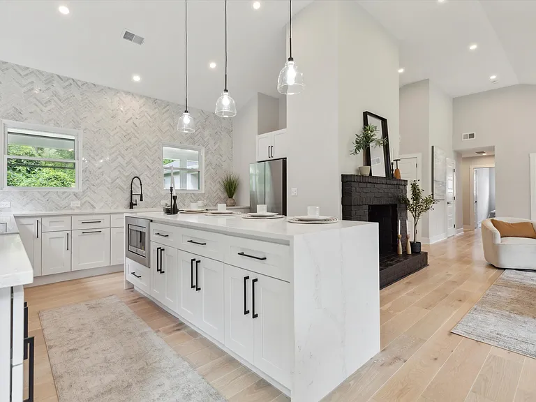 104 Furlong Ave — Photo 23